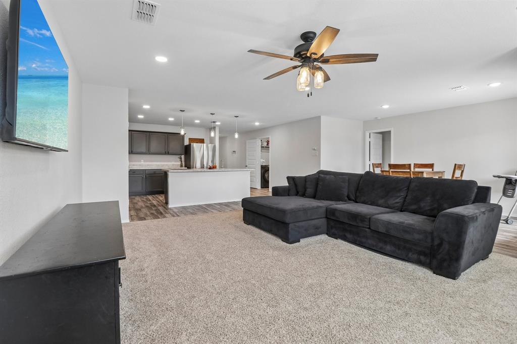 2020 Sun Star Drive Property Photo 9