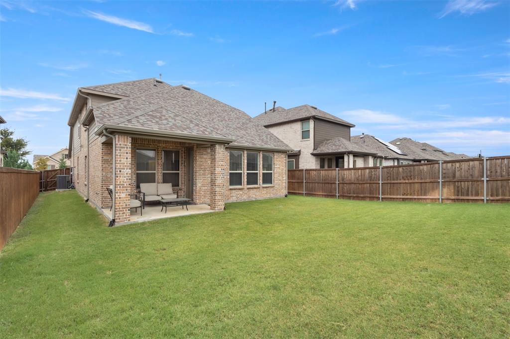 1848 Coronet Avenue Property Photo 7