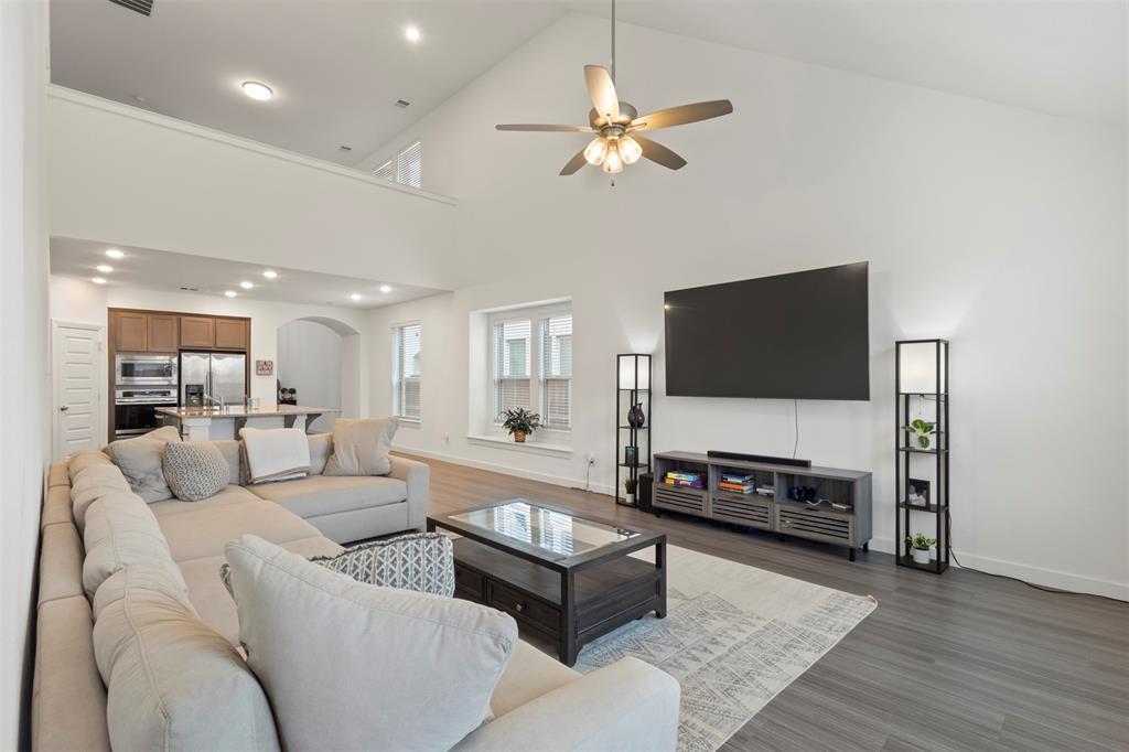 1848 Coronet Avenue Property Photo 14