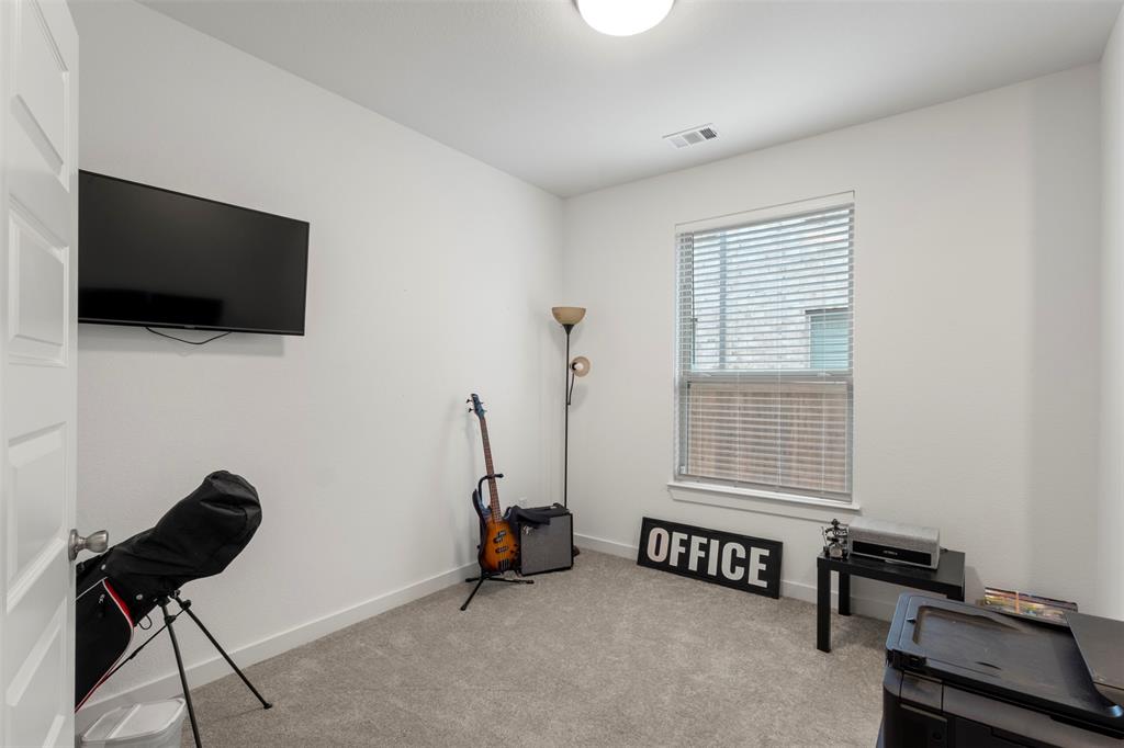 1848 Coronet Avenue Property Photo 32