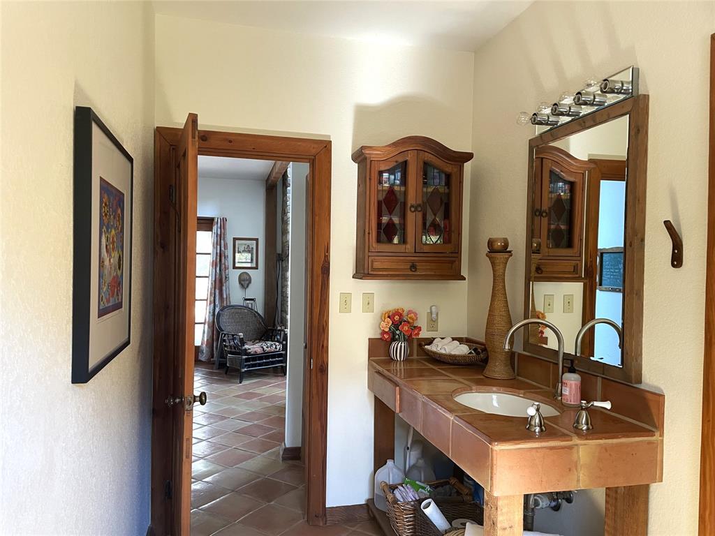 232 Private Road 1500a Property Photo 11