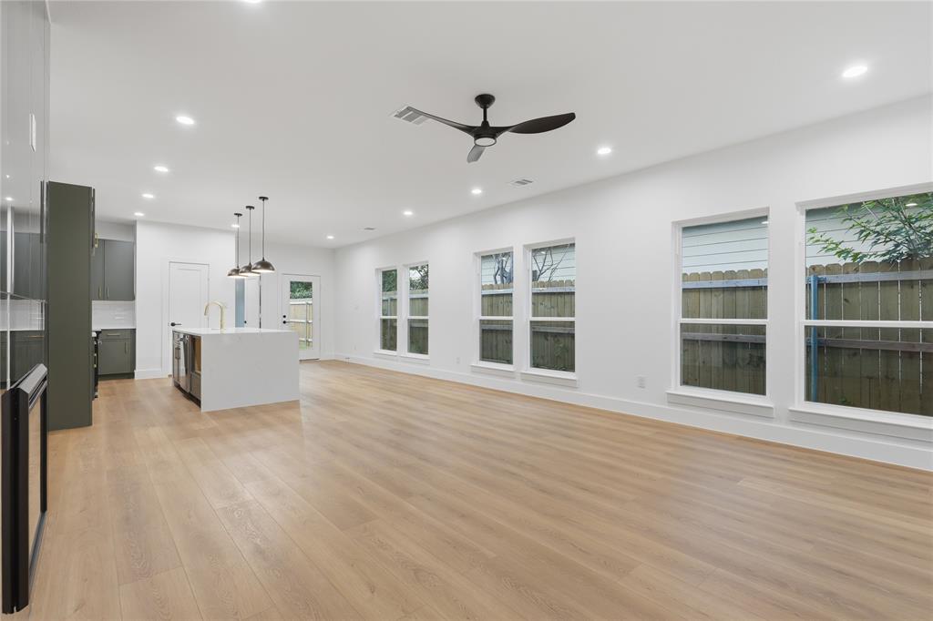 4503 Jamaica Street Property Photo 5