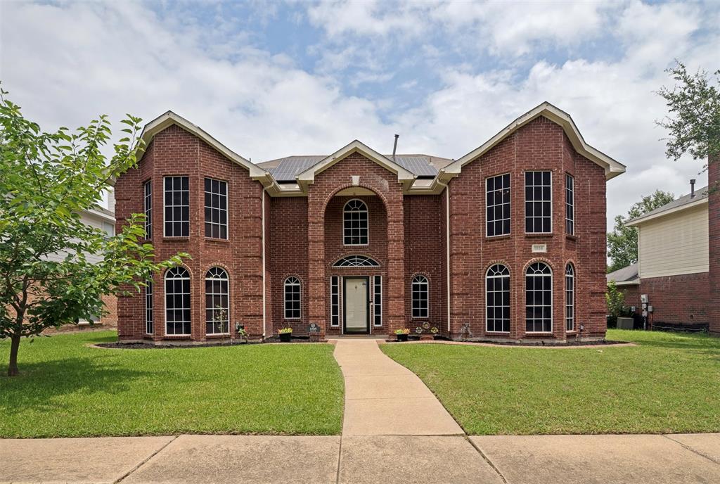 1808 Trinity Hill