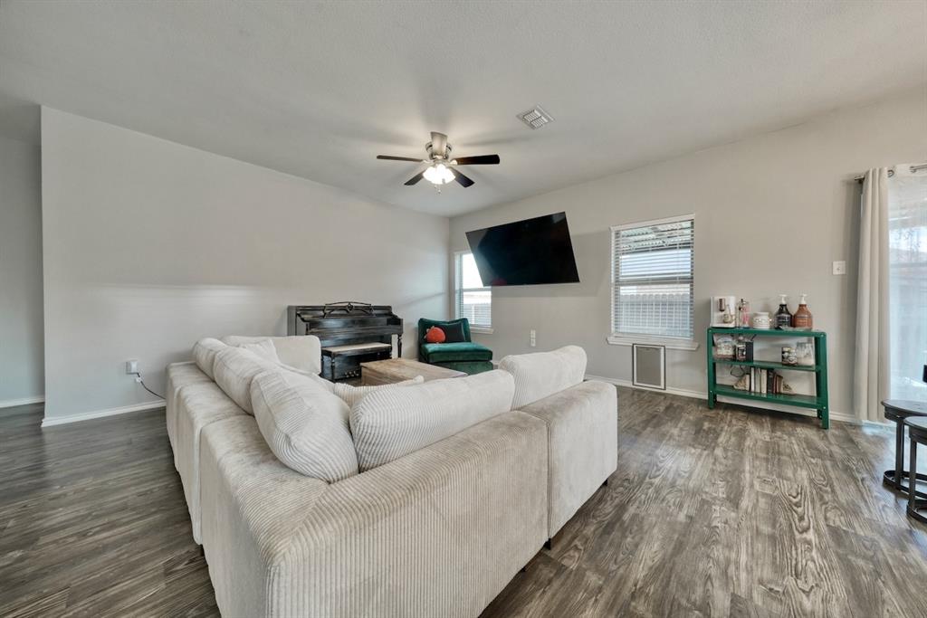 306 Ruffin Road Property Photo 5
