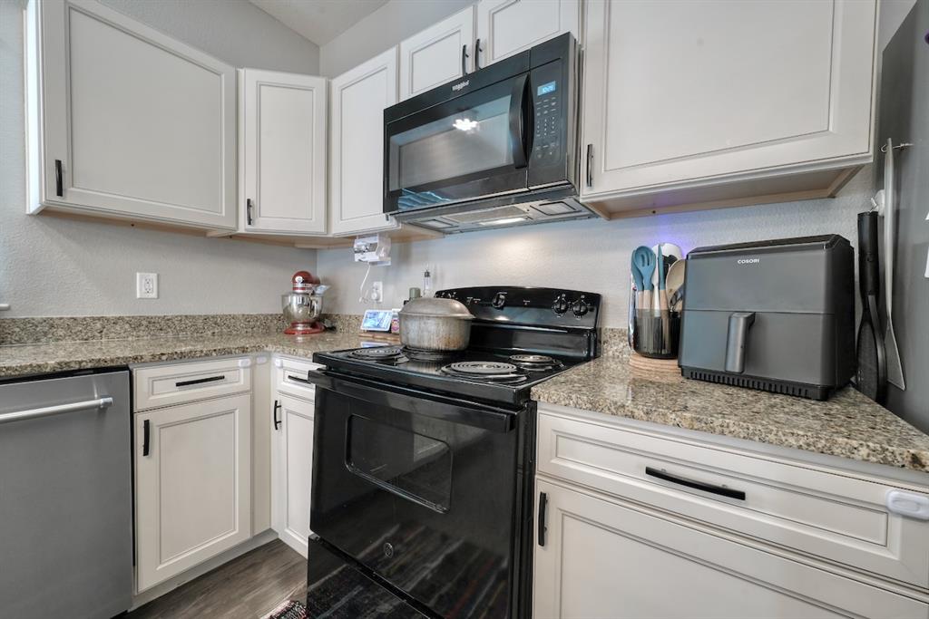 306 Ruffin Road Property Photo 14