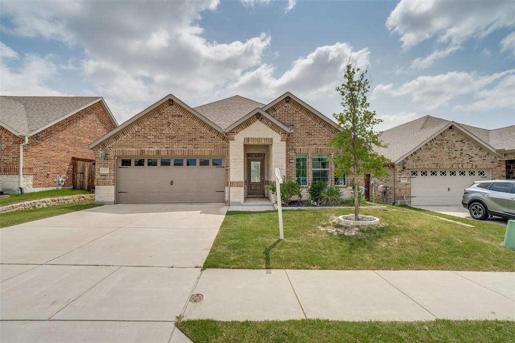 5573 Cypress Willow Bend Property Photo 1