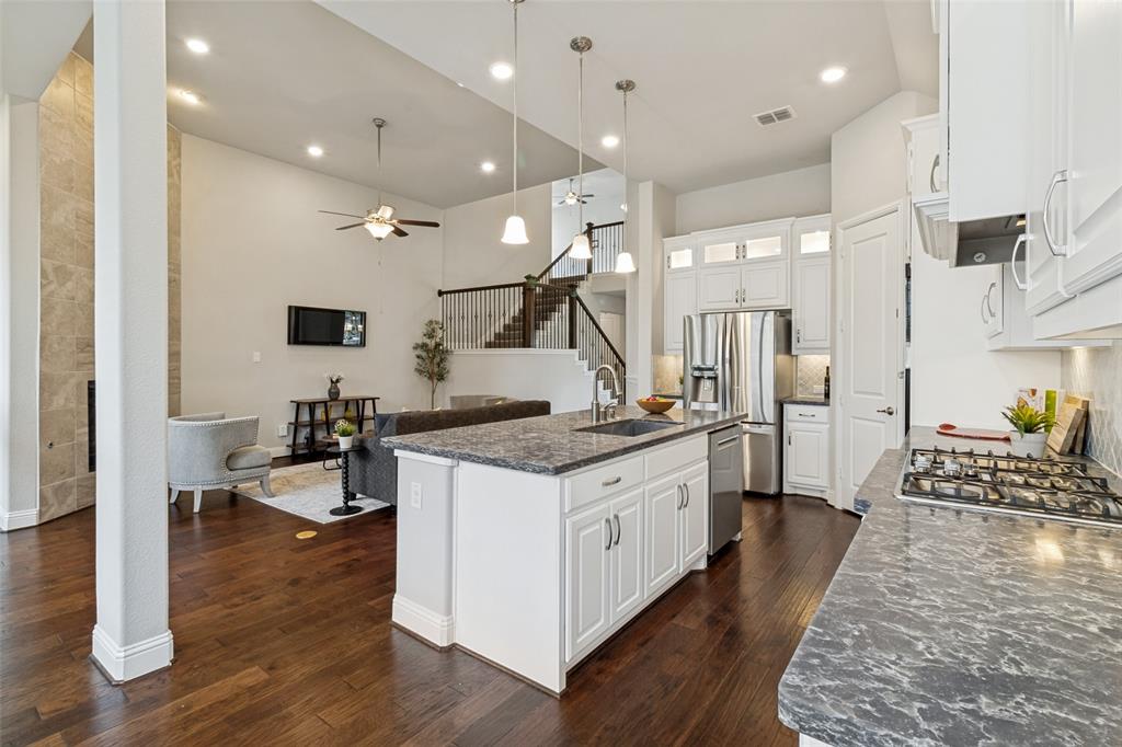 17614 Lily Court Property Photo 11