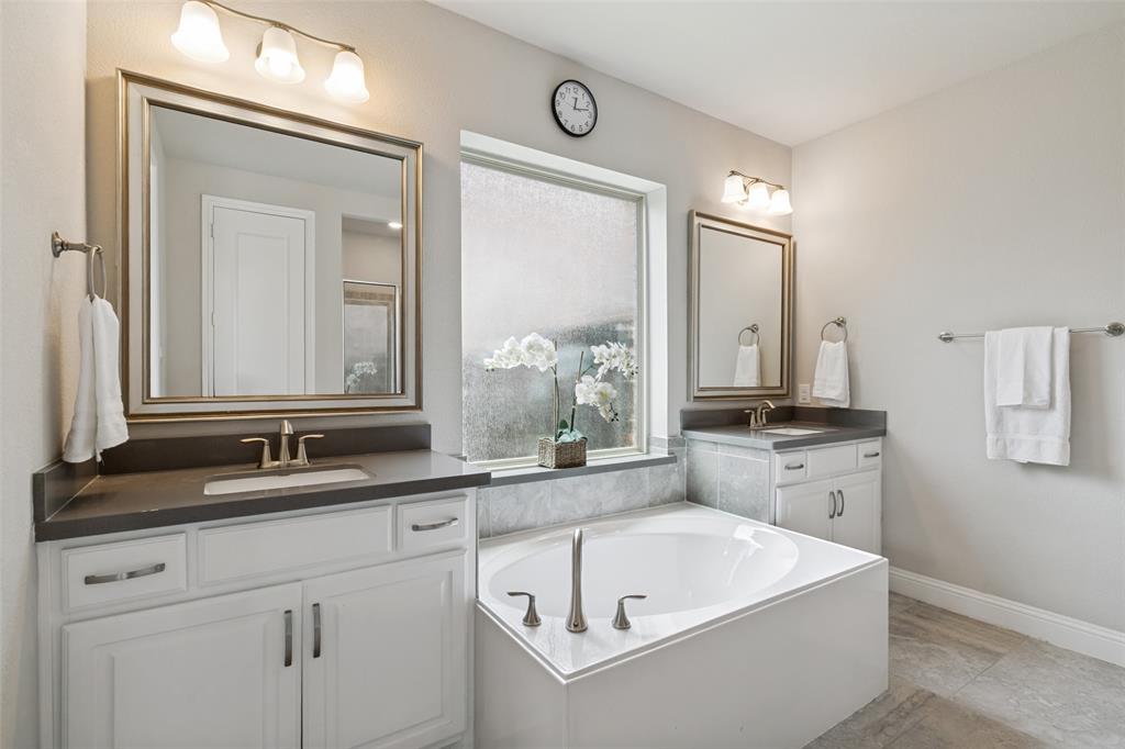 17614 Lily Court Property Photo 17