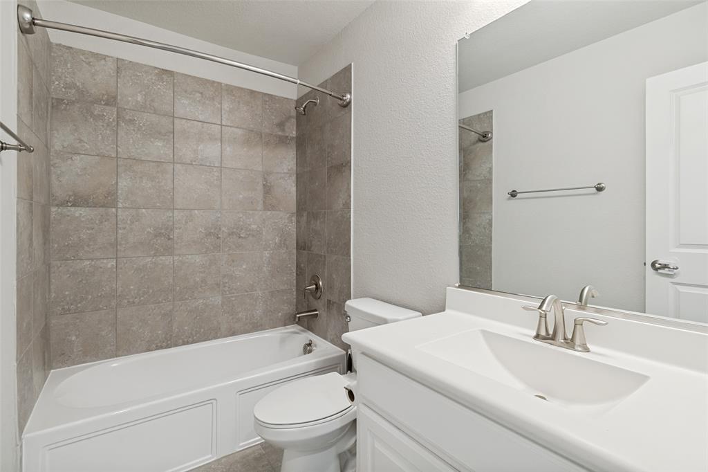 17614 Lily Court Property Photo 21