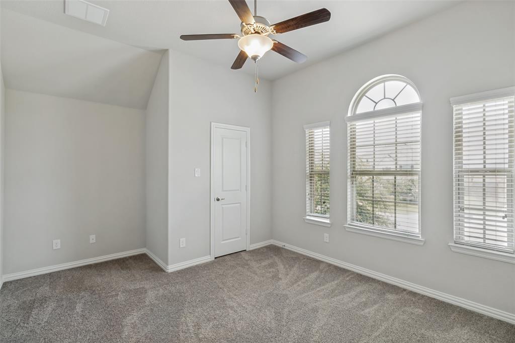 17614 Lily Court Property Photo 27