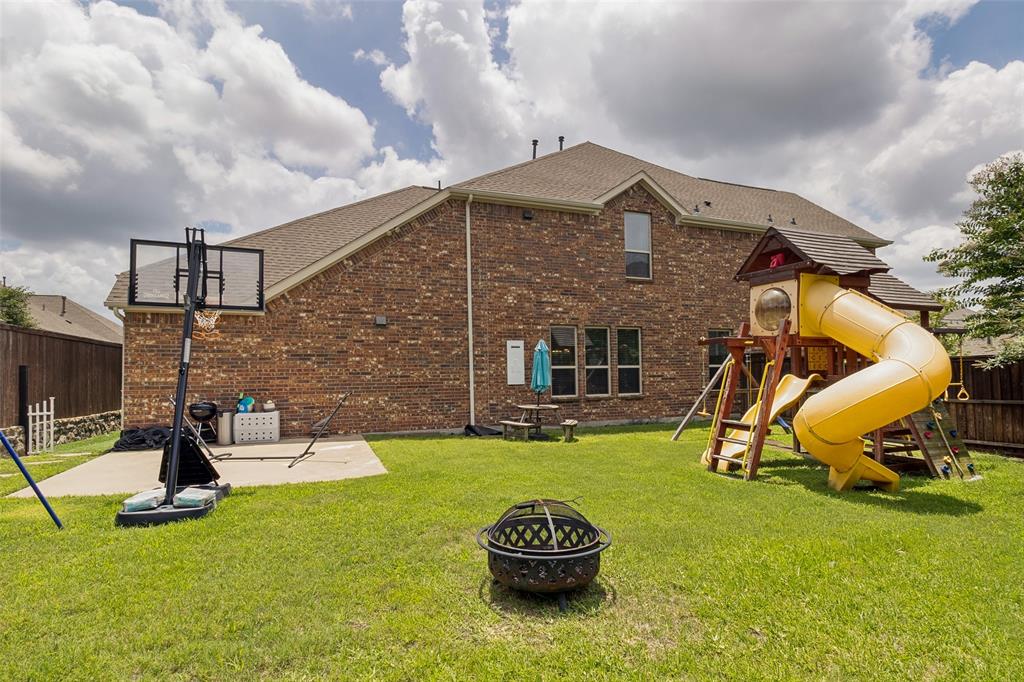 17614 Lily Court Property Photo 32