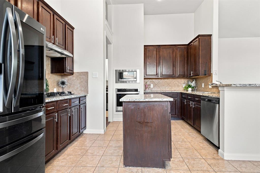 3117 Irvine Drive Property Photo 4