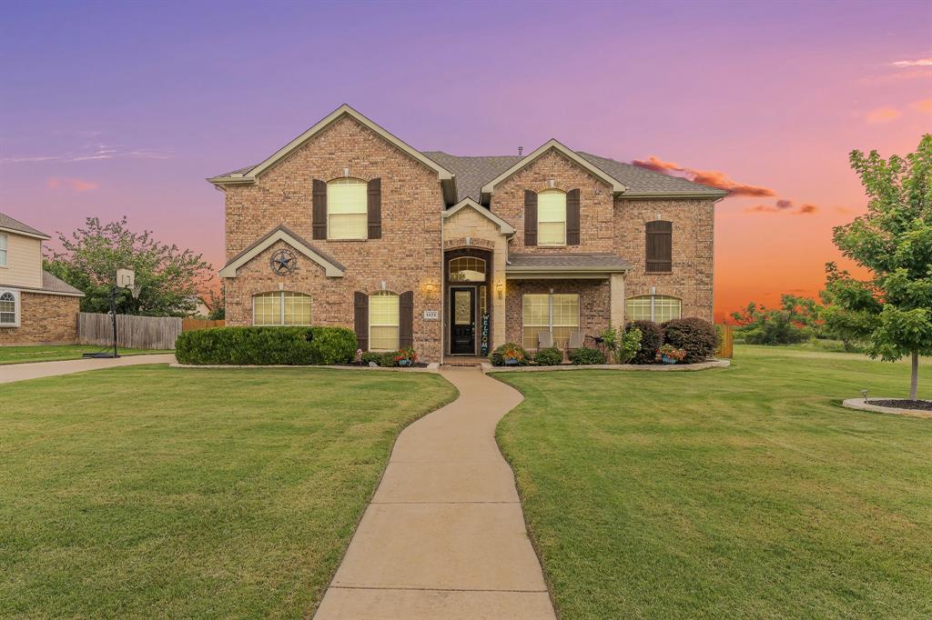 1424 Bassett Hound Drive Property Photo 1