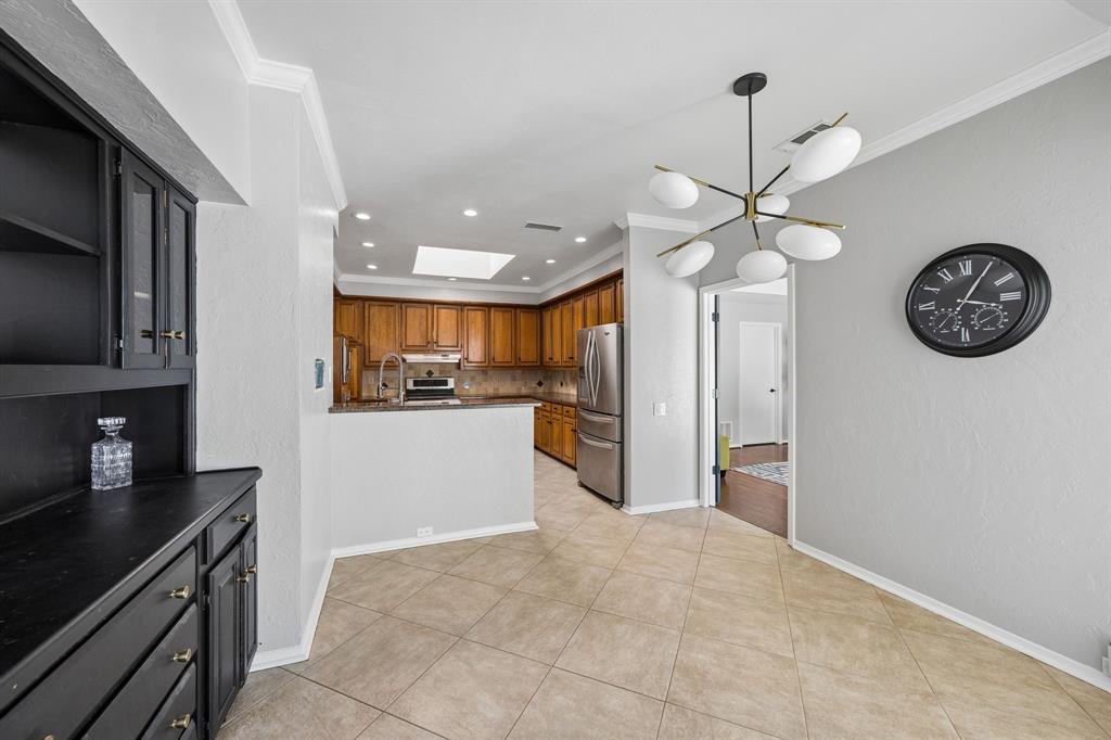 3608 Wandering Trail Property Photo 14