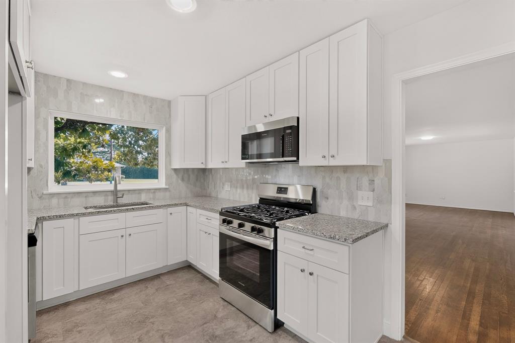 405 Easton Road Property Photo 1