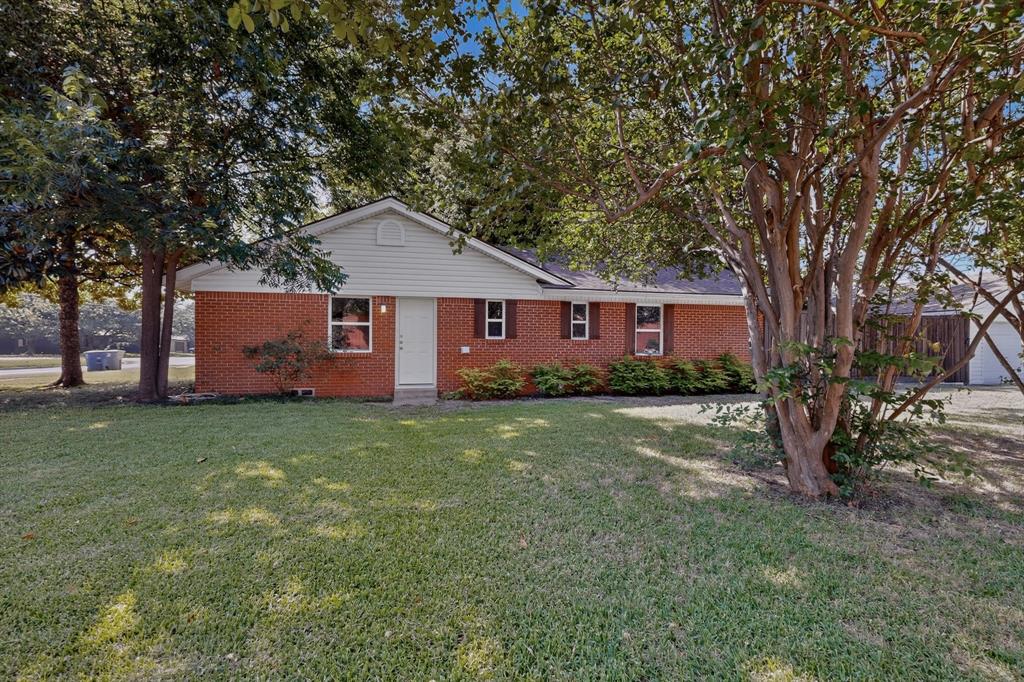405 Easton Road Property Photo 6