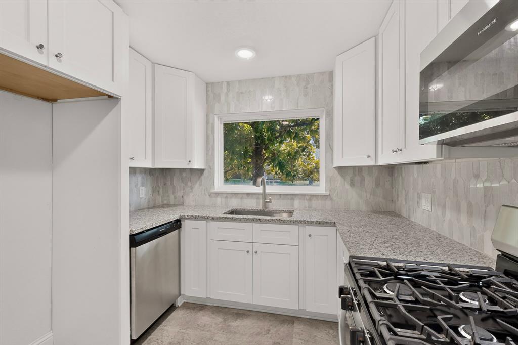 405 Easton Road Property Photo 14