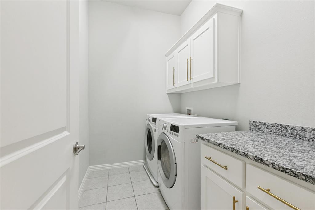 2464 Cathedral Drive Property Photo 21