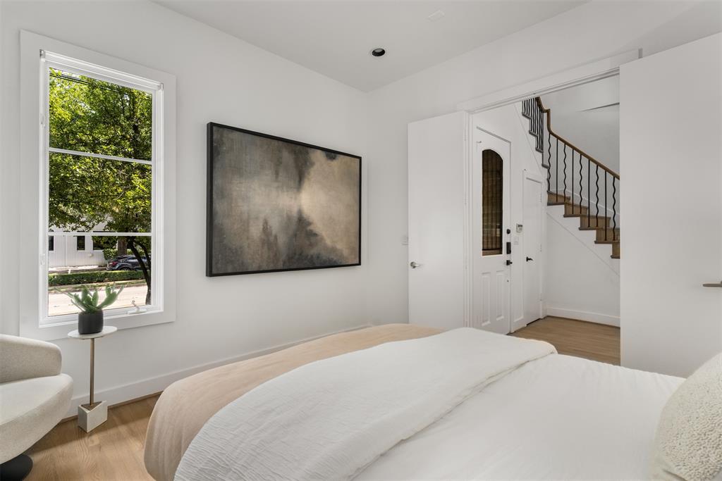 3633 Oak Lawn Avenue Property Photo 19