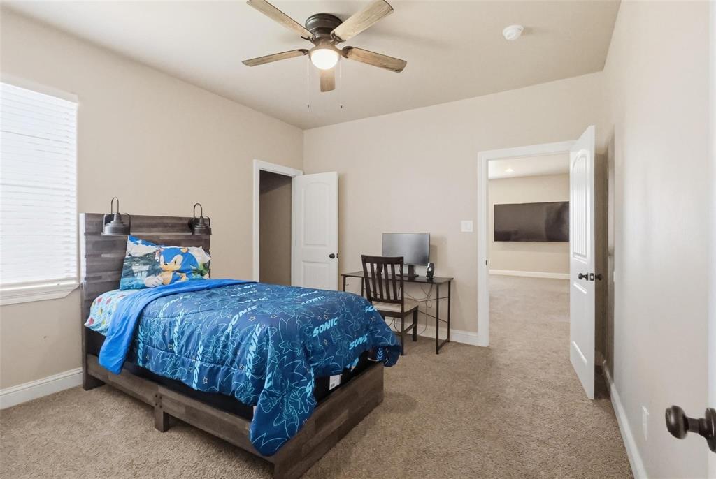2115 Hollow Wood Way Property Photo 16