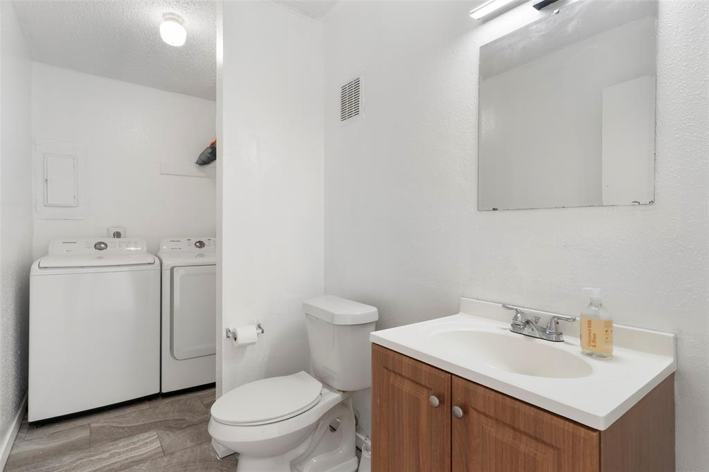 4414 Westminster Drive Property Photo 12