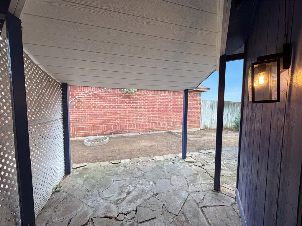 6806 Fire Hill Drive Property Photo 20