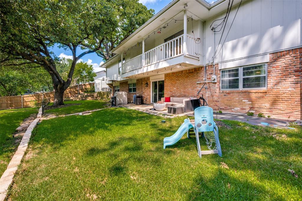 909 Edgecliff Drive Property Photo 25