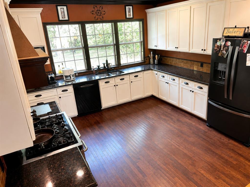 18589 Fm 1565 Property Photo 6