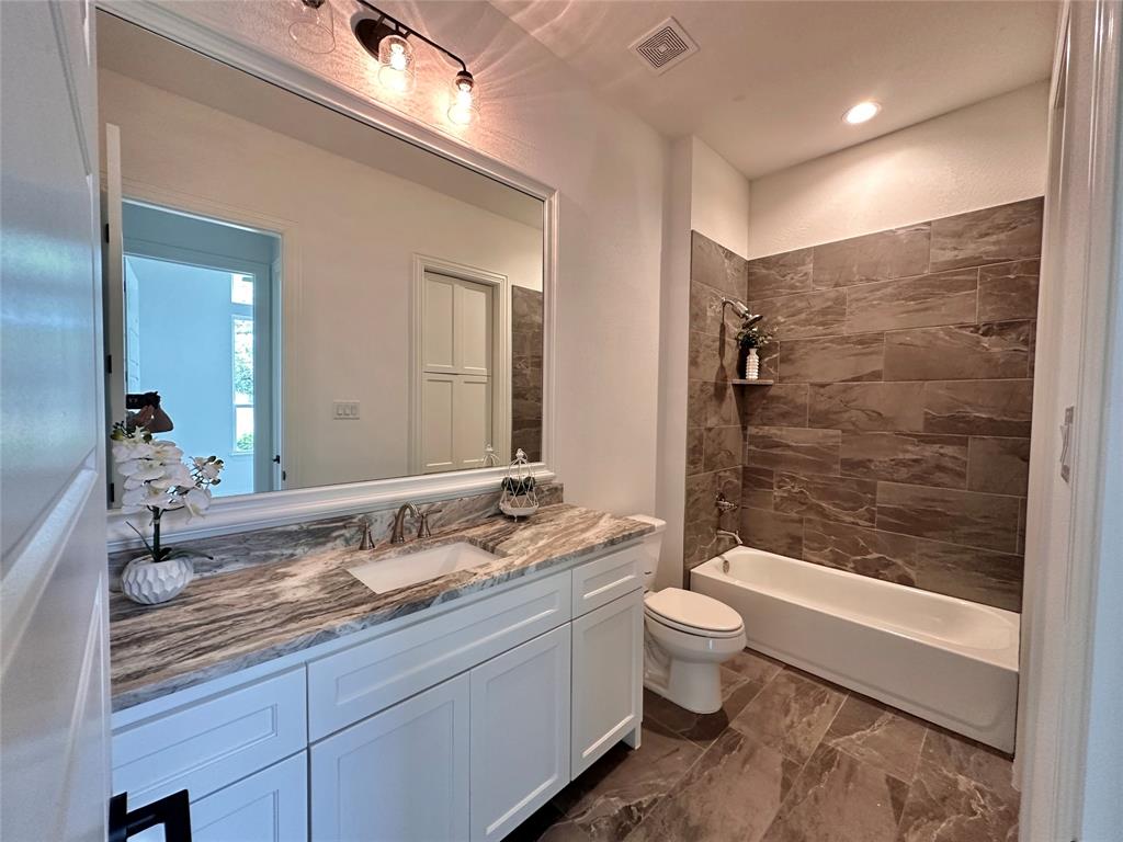 2284 Erwin Road Property Photo 26