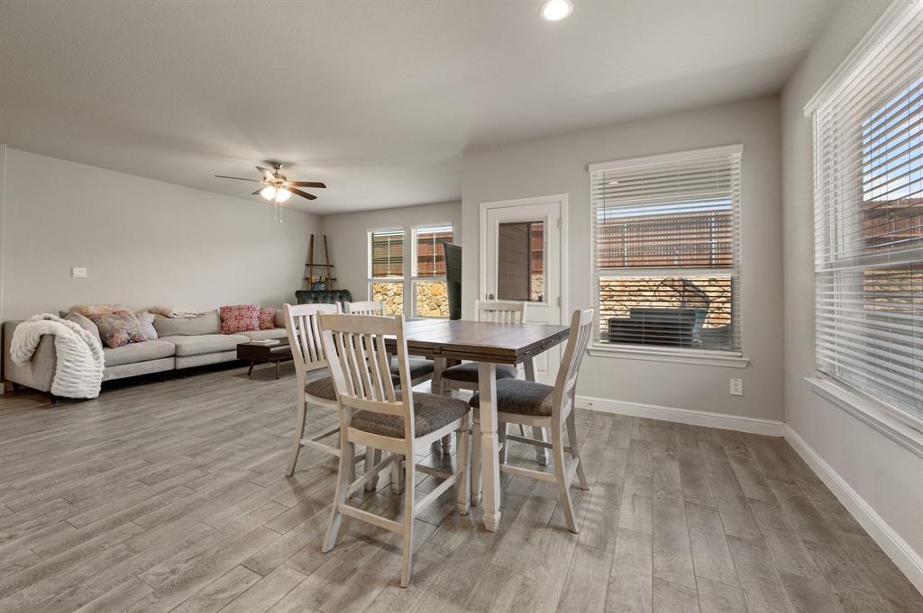 1217 Southwark Drive Property Photo 17