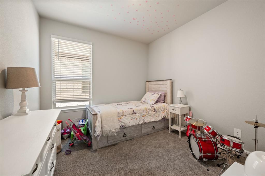 1217 Southwark Drive Property Photo 25
