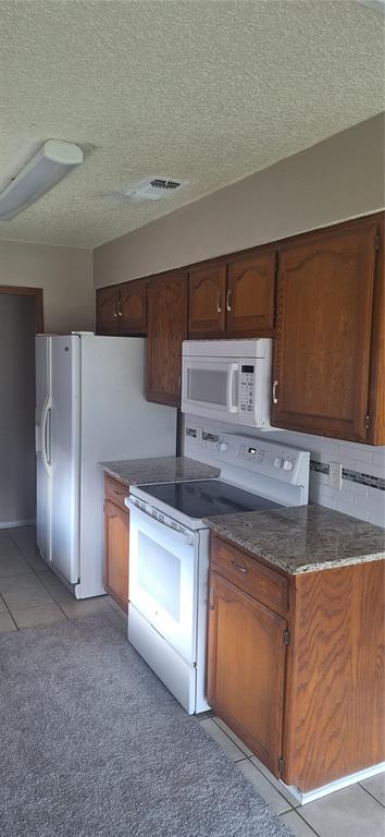 802 Crystal Creek Lane Property Photo 9