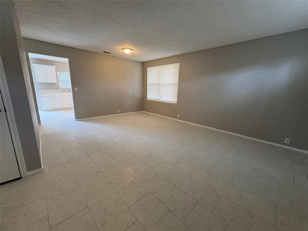 1817 Berkeley Drive Property Photo 3
