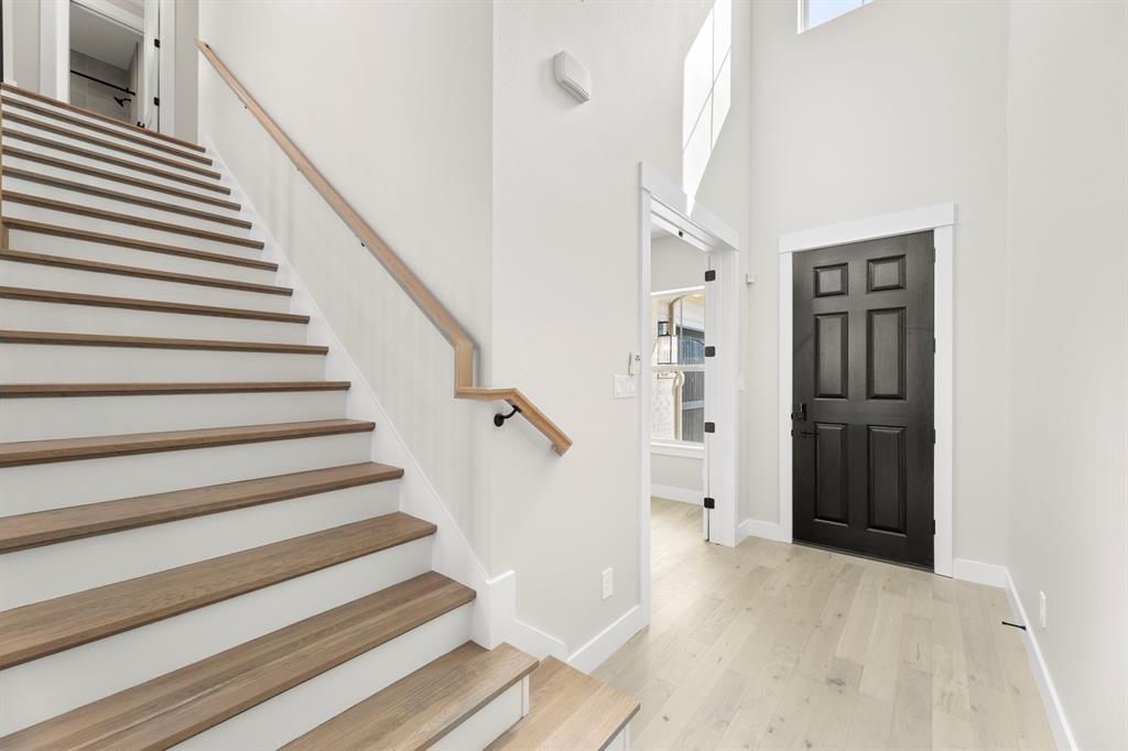 1902 Pebble Lane Property Photo 4