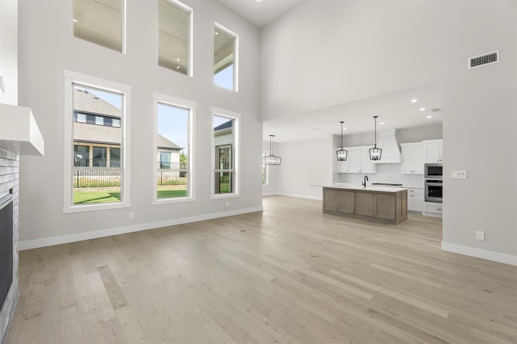 1902 Pebble Lane Property Photo 8
