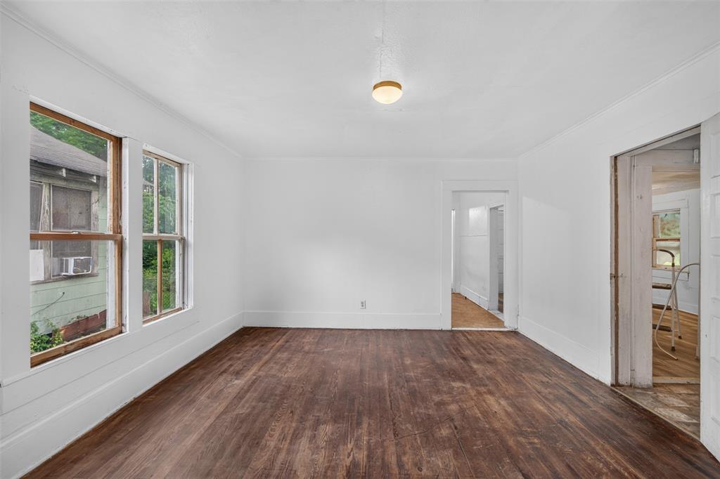 1920 Abbie Street Property Photo 6