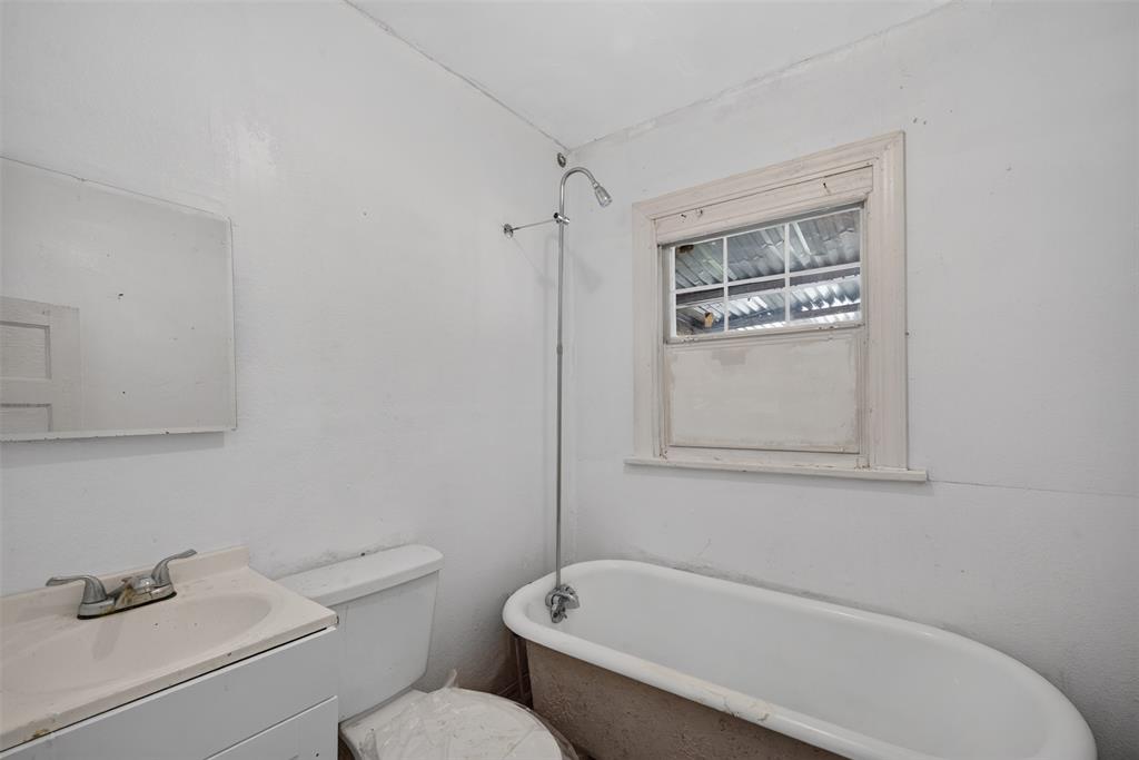 1920 Abbie Street Property Photo 16