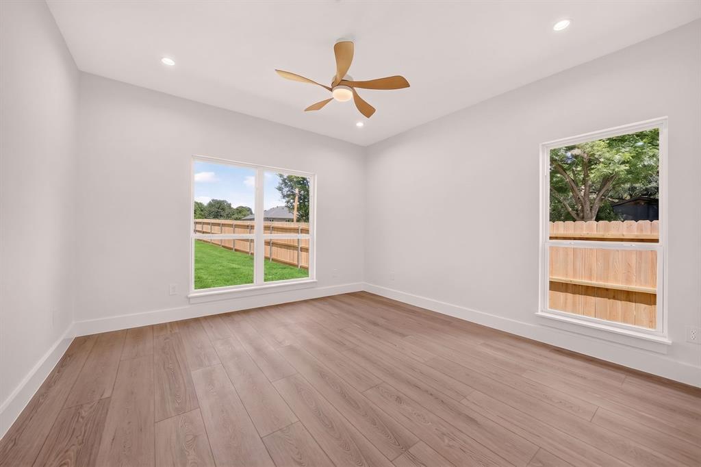 298 Autumn Wood Trail Property Photo 22
