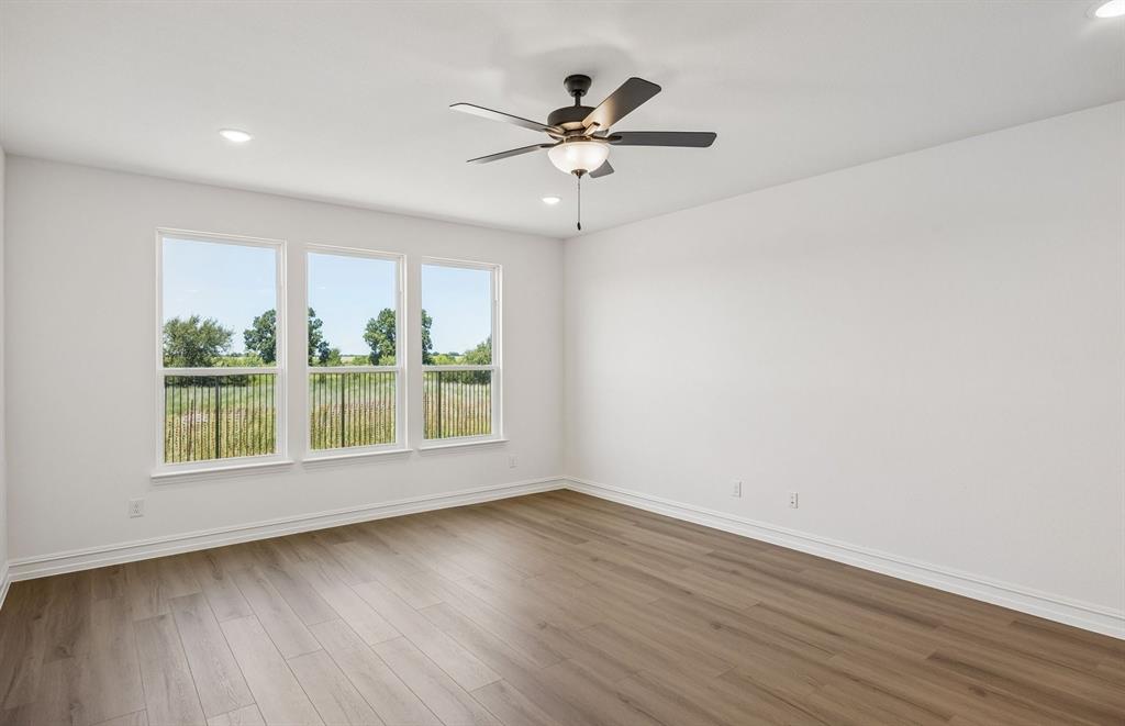 5936 Merian Drive Property Photo 8