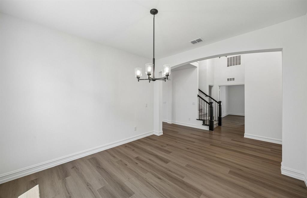 5936 Merian Drive Property Photo 10
