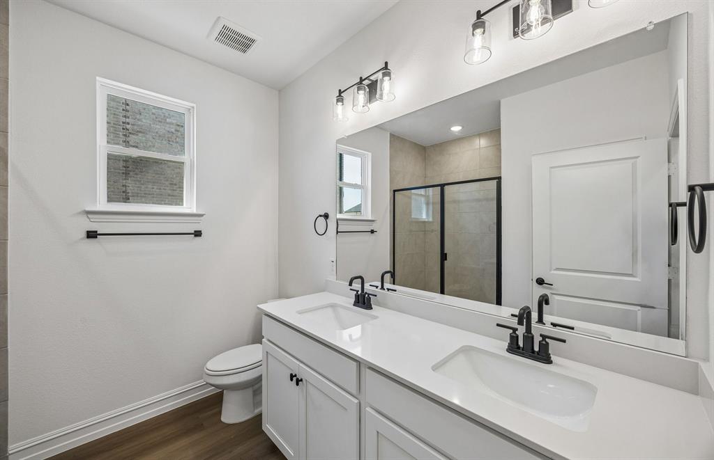 5936 Merian Drive Property Photo 13