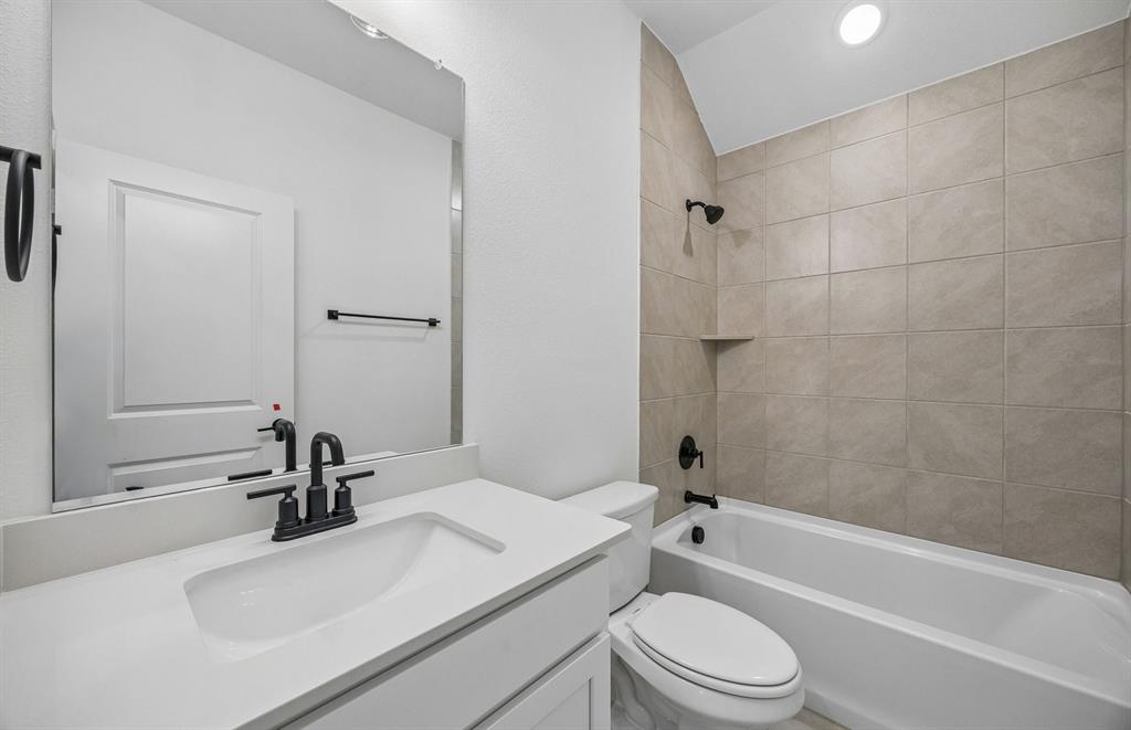 5936 Merian Drive Property Photo 23