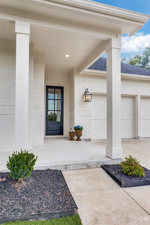 622 Sterling Court Property Photo 4