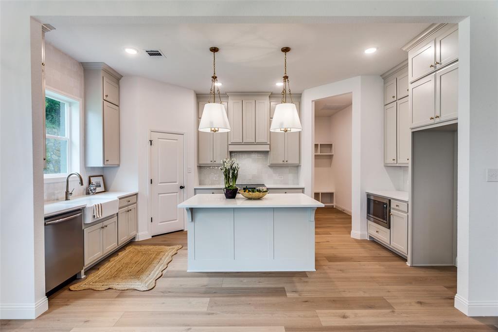 622 Sterling Court Property Photo 11