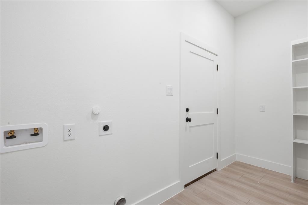 2622 Bainbridge Drive Property Photo 36