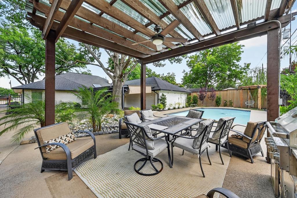 1505 Canyon Oaks Drive Property Photo 3