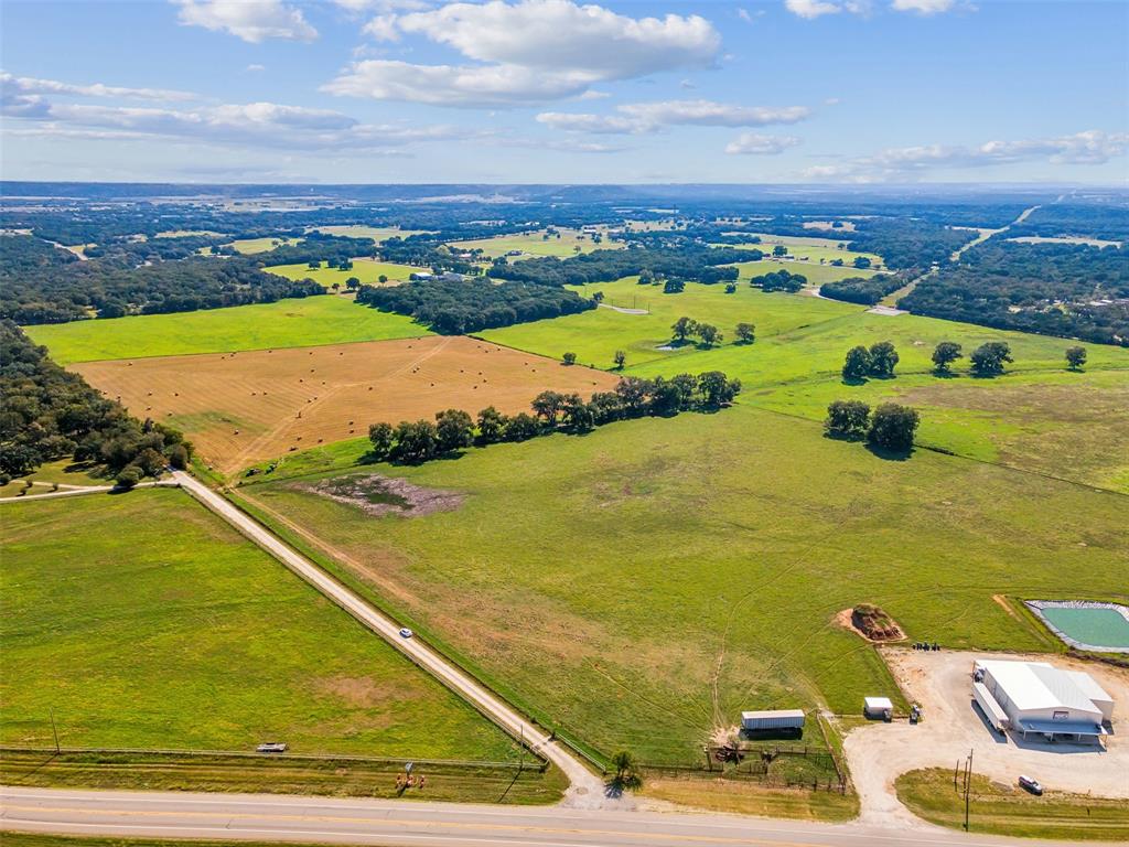 324 E Highway 6 Property Photo 2