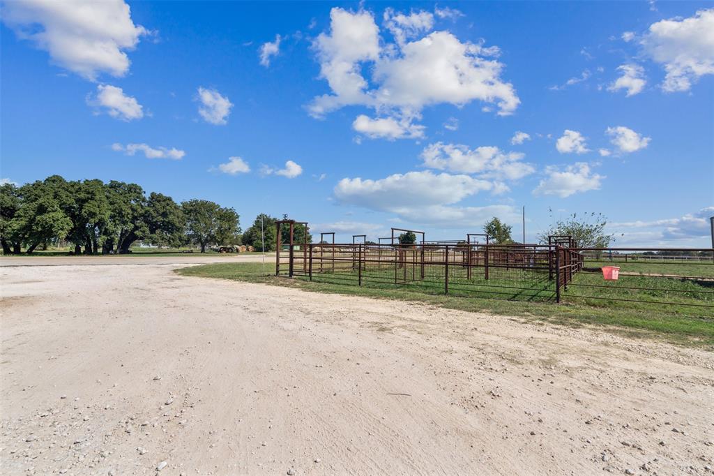 324 E Highway 6 Property Photo 6