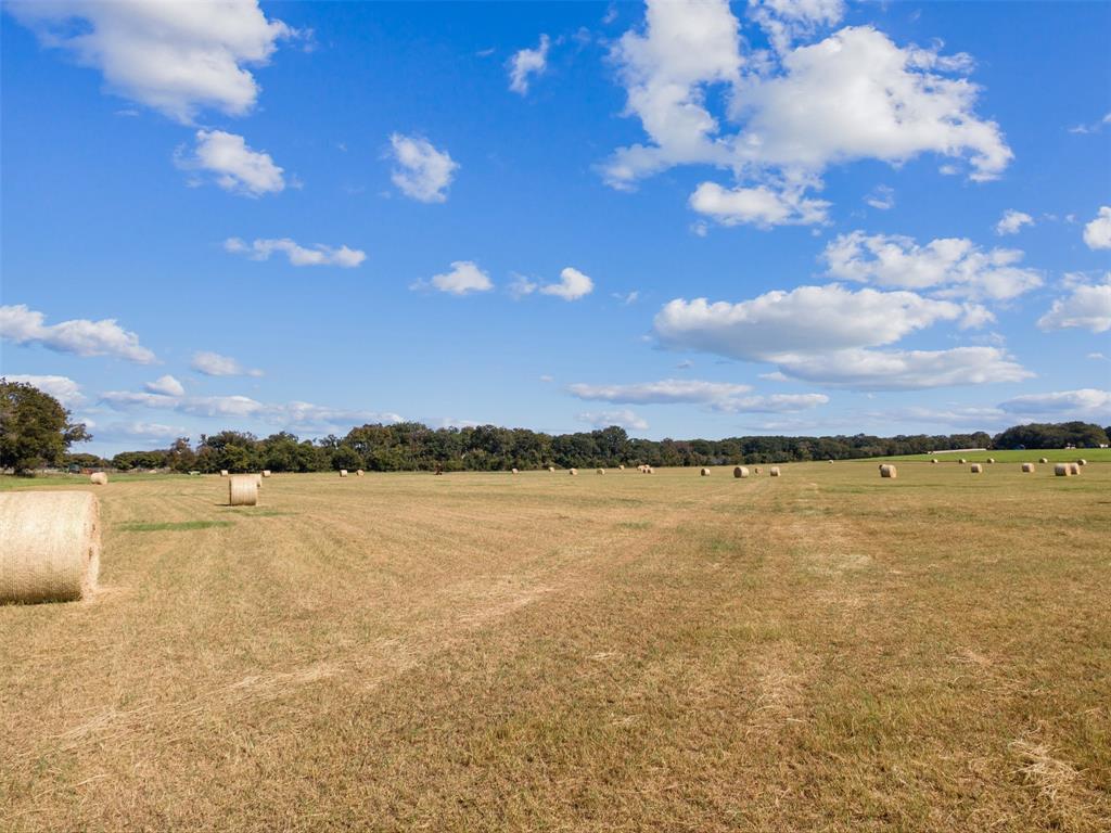 324 E Highway 6 Property Photo 18