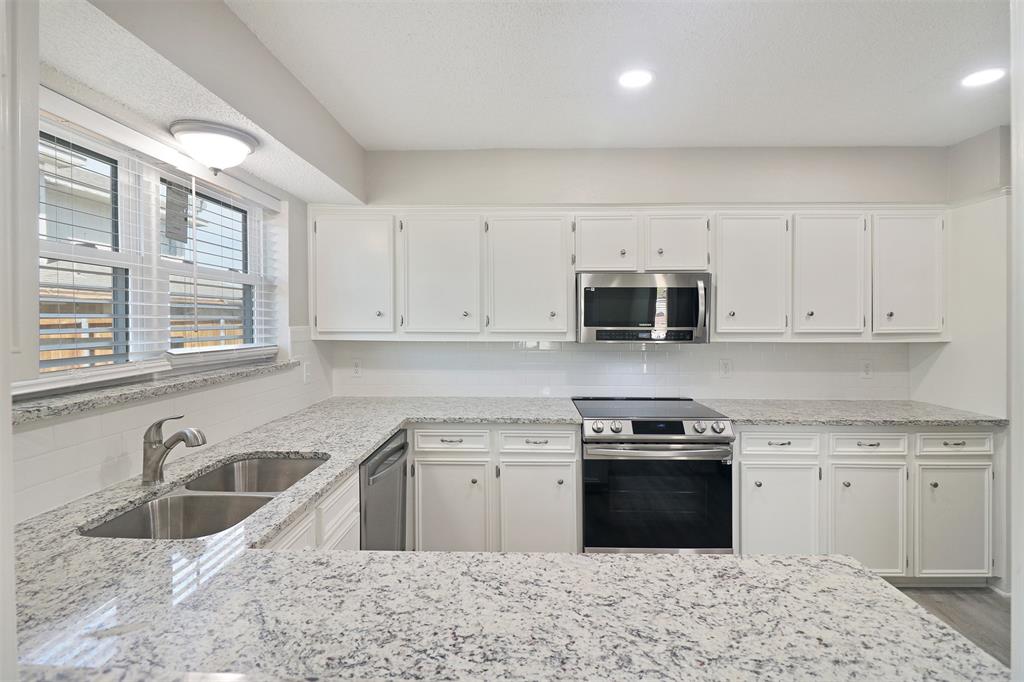 2179 Southern Place A Property Photo 5